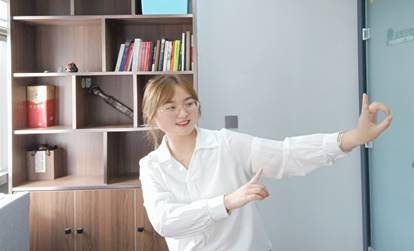 说明: 音乐专业照片.jpg